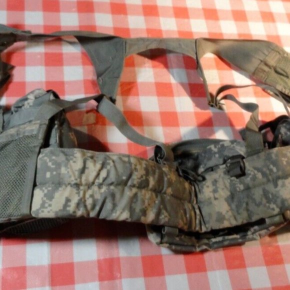 MOLLE II ACU FLC TACTICAL FIGHTING LOAD CARRIER VEST CHEST RIG & POUCHES SV 3065 - Picture 4 of 11